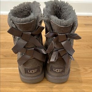 Girls size 2 UGGs